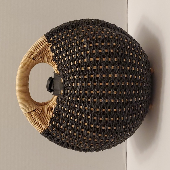 Straw Studios Woven Handbag - Picture 4 of 6